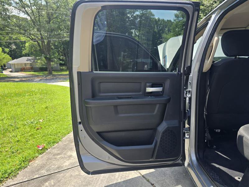Used 2019 RAM 3500 Tradesman AWD/4WD image 20