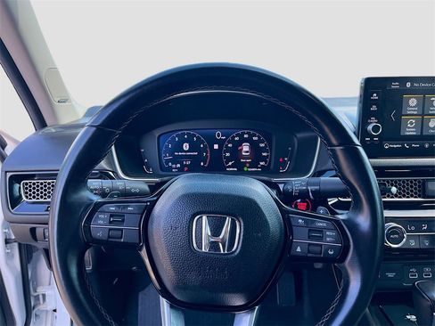 Used 2024 Honda Civic Touring image 11