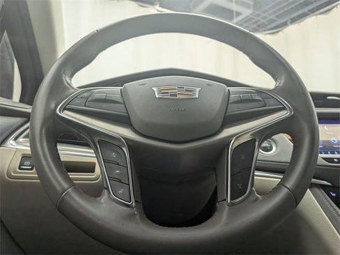 Certified 2023 Cadillac XT5 Premium Luxury image 10