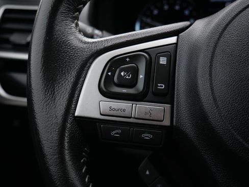 Used 2018 Subaru Forester 2.5i Limited image 28