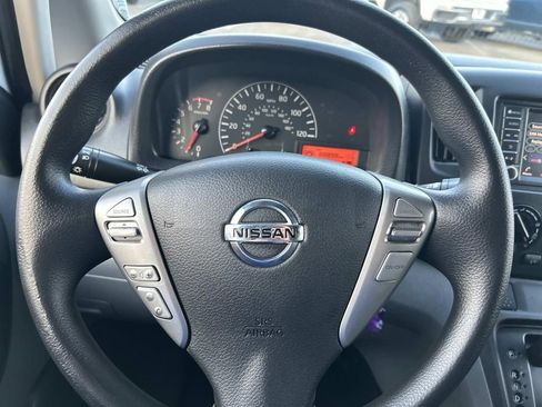 Used 2021 Nissan NV200 SV image 26