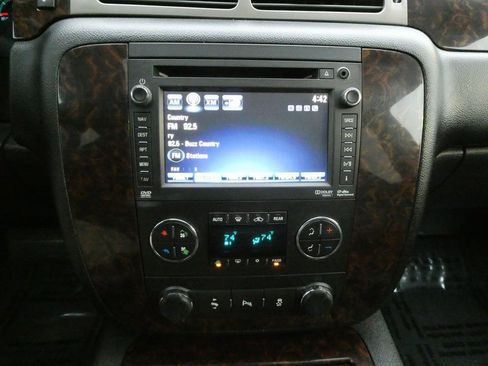 Used 2012 GMC Yukon Denali image 9