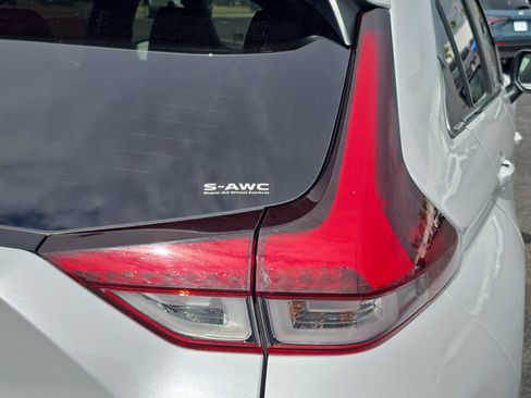 Used 2022 Mitsubishi Eclipse Cross SE image 7