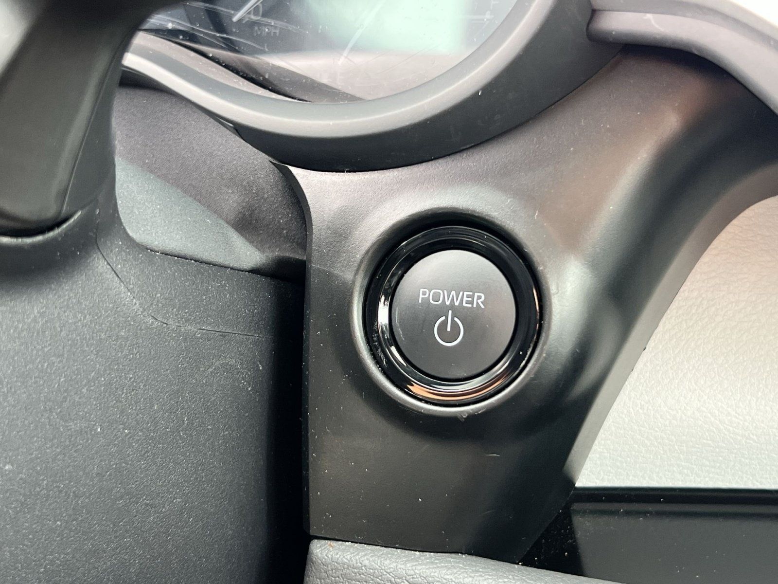 Used 2025 Toyota Sienna XLE AWD/4WD image 28