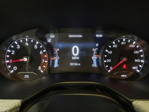 Used 2024 Jeep Compass Latitude image 23