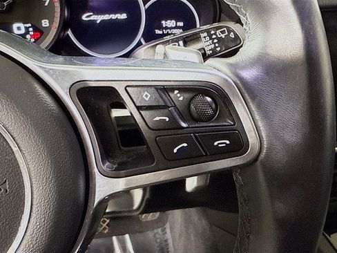 Used 2023 Porsche Cayenne Base image 15
