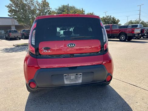 Used 2015 Kia Soul + w/ Primo Package FWD image 6