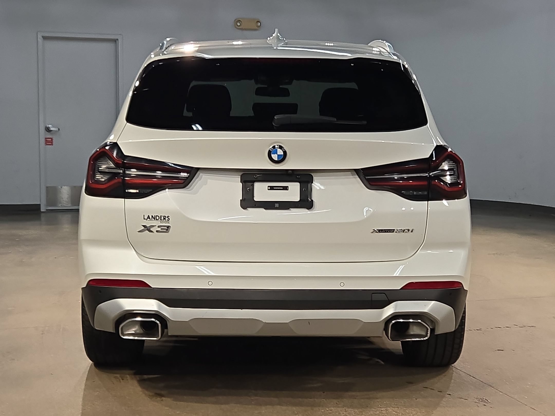 Used 2024 BMW X3 xDrive30i AWD/4WD image 6