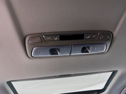 Used 2025 Kia Telluride S FWD image 28