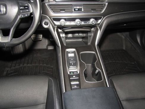 Certified 2022 Honda Accord Sport image 15