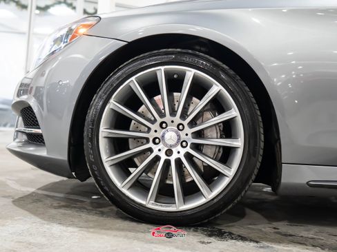 Used 2015 Mercedes-Benz S 550 Sedan image 10
