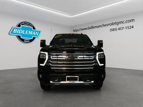 Used 2024 Chevrolet Silverado 3500 High Country w/ High Country Premium Package image 2