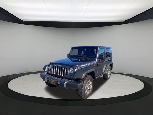 Used 2018 Jeep Wrangler Rubicon w/ Power Convenience Group image 4