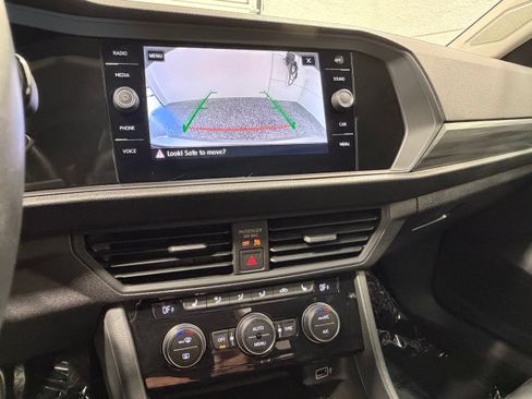 Used 2019 Volkswagen Jetta SEL FWD image 43