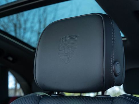 New 2026 Porsche Macan S image 31