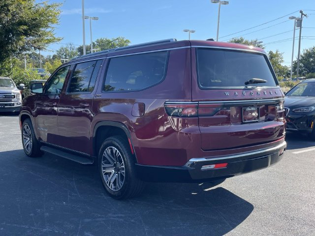 Used 2024 Jeep Wagoneer L Series II w/ Flexible Seating Group AWD/4WD image 5