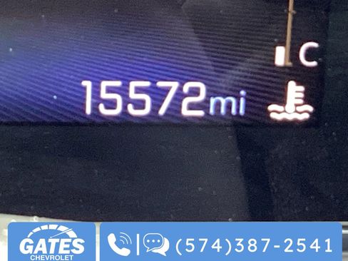 Used 2025 Chevrolet Trax LT image 4