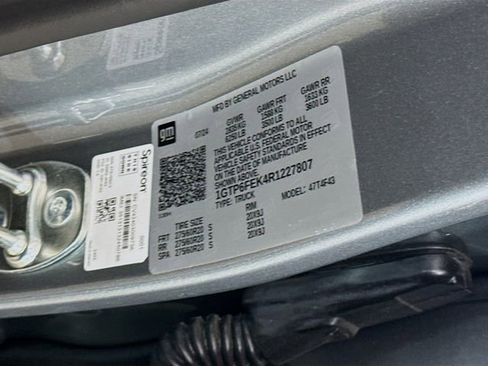 Used 2024 GMC Canyon Denali image 36