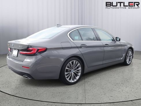 Certified 2022 BMW 540i image 7