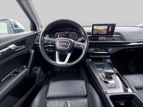 Used 2018 Audi Q5 Prestige AWD/4WD image 5
