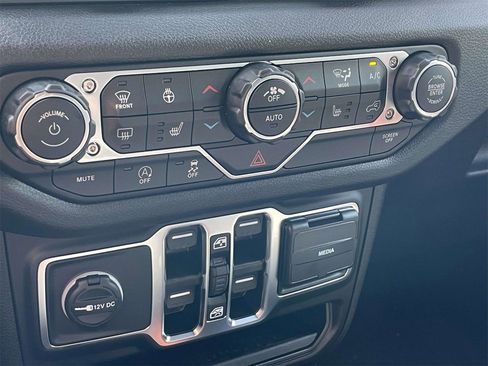 New 2025 Jeep Wrangler Sport S image 19