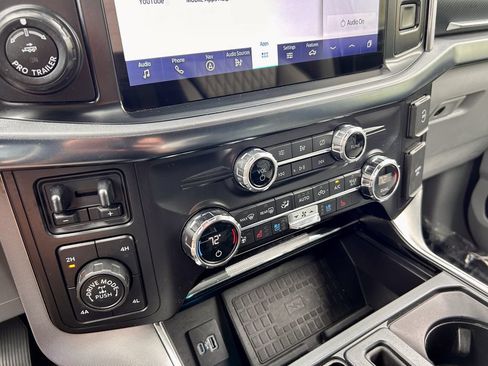 Used 2021 Ford F150 Limited AWD/4WD image 34