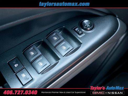 Used 2022 Chevrolet Colorado LT w/ Luxury Package AWD/4WD image 22