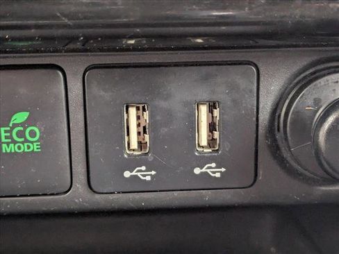 Used 2022 Mitsubishi Eclipse Cross SEL image 16