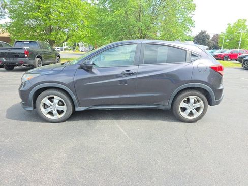 Used 2016 Honda HR-V EX image 4