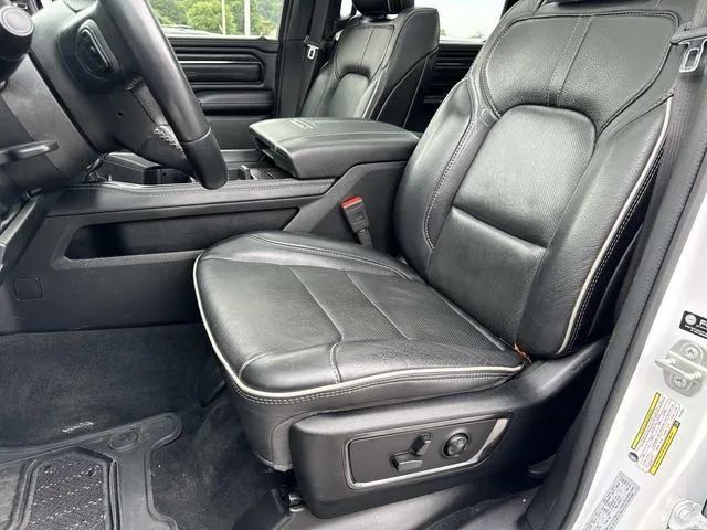 Used 2024 RAM 1500 Limited AWD/4WD image 34