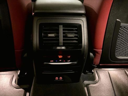 Certified 2024 BMW X3 sDrive30i w/ M Sport Package image 33