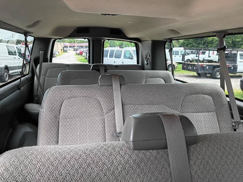 Used 2014 GMC Savana 3500 LS w/ Chrome Appearance Package RWD image 24