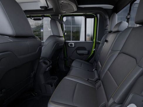 New 2025 Jeep Gladiator Sport image 23