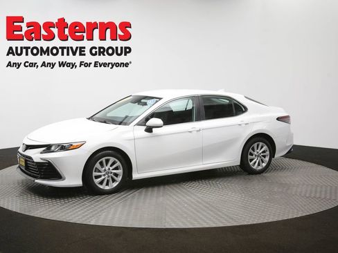 Used 2023 Toyota Camry LE AWD/4WD image 57