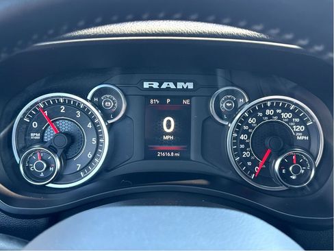 Used 2024 RAM 2500 Big Horn w/ Bed Utility Group image 17