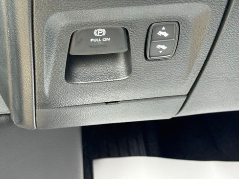 New 2026 RAM 1500 Laramie w/ Advanced Safety Group II AWD/4WD image 15