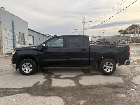 Used 2025 Chevrolet Silverado 1500 LT image 11
