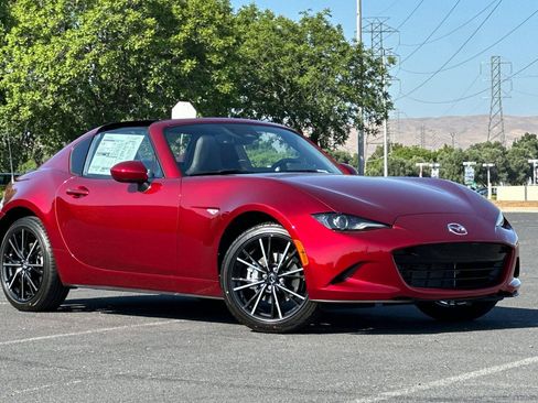 New 2025 MAZDA MX-5 Miata RF Grand Touring image 2
