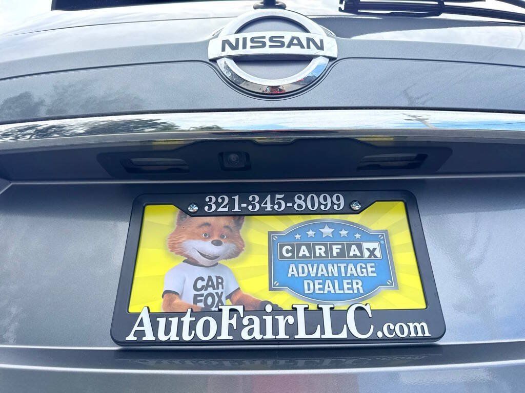 Used 2017 Nissan Rogue S w/ S Appearance Package AWD/4WD image 6
