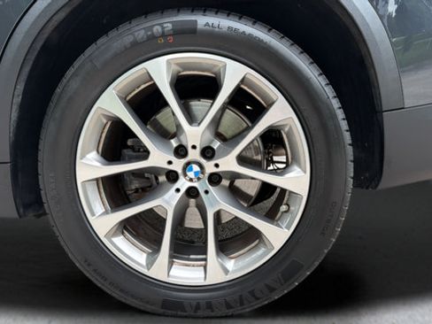 Used 2021 BMW X5 xDrive40i w/ Premium Package AWD/4WD image 38