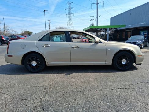 Used 2007 Cadillac STS w/ Preferred Equipment Group AWD/4WD image 5