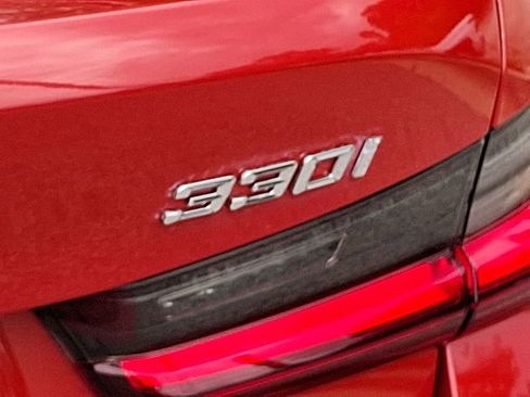 Used 2023 BMW 330i Sedan w/ Premium Package image 34