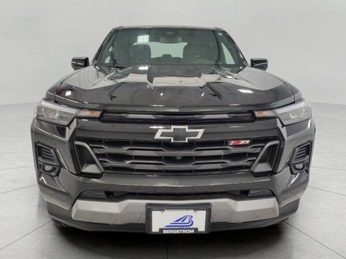 Certified 2025 Chevrolet Colorado Z71 w/ Midnight Edition AWD/4WD image 13