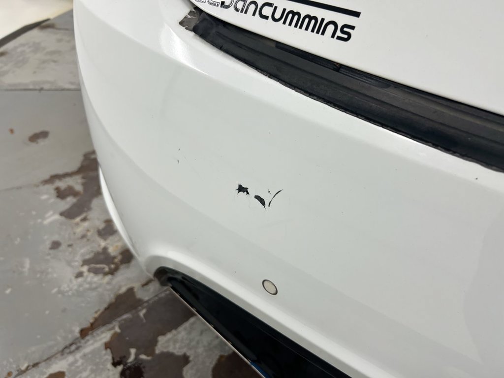 Used 2016 Hyundai Veloster w/ Option Group 03 FWD image 33
