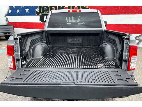 Used 2024 RAM 2500 Big Horn image 31