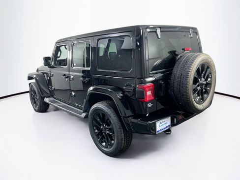 Used 2023 Jeep Wrangler Unlimited Sahara image 7
