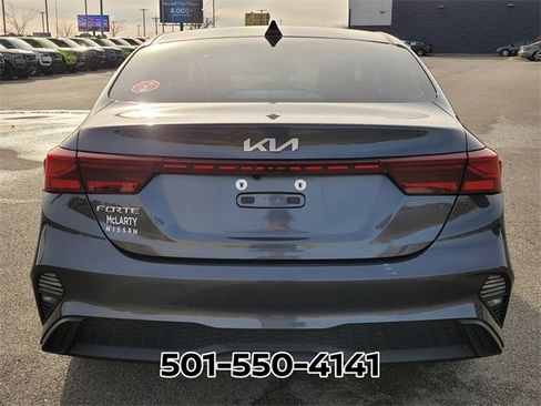 Used 2022 Kia Forte LXS w/ LXS Technology Package image 6