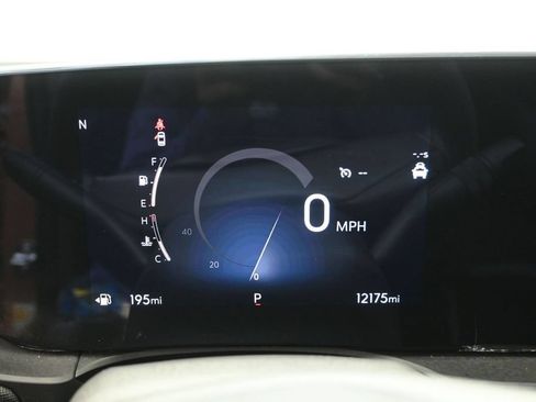 Used 2024 Buick Envista Preferred FWD image 11