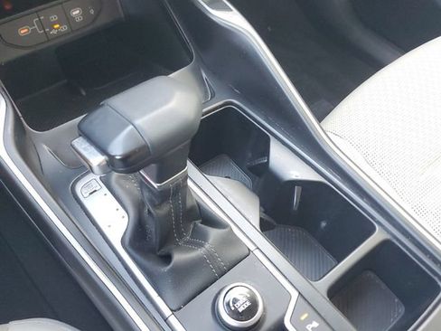 Used 2025 Kia Sorento S w/ Panoramic Sunroof Package FWD image 28