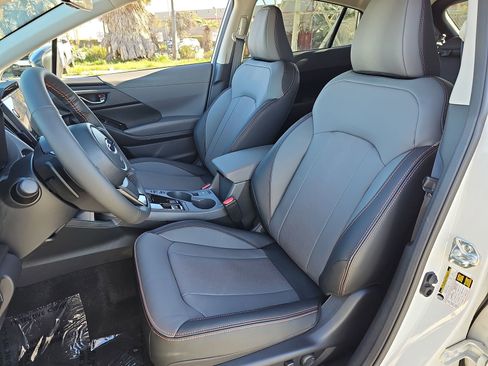 New 2026 Subaru Crosstrek 2.5i Limited w/ Crosstrek Mirror Package AWD/4WD image 14
